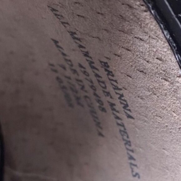 Liz Claiborne Black Patent Leather Bow Flats Women Casual Comfort Office - Picture 9 of 9